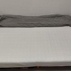 セミダブルベッドの画像