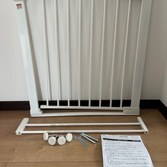 決定）ベビーゲート　段差が小さいバリアフリー