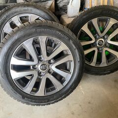 ランドクルーザー200後期 ZX純正ホイール285/50R20 スタッドレス