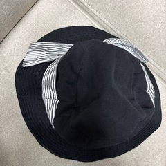 リボン付き帽子の画像