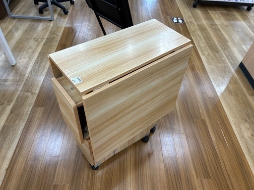 【軽トラック90分無料貸し出し】片パタダイニングテーブル入荷しました！！