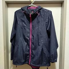 アウター　薄手のジャンパー　ＬＬ