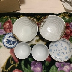 食器の画像
