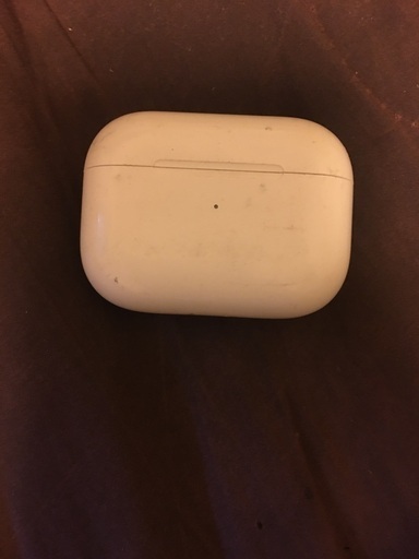 AirPods充電ケースのみ