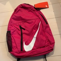 新品　ナイキ　リュック