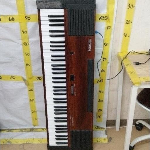 1126-224 Roland　電子ピアノ　HP-100　※本体のみ