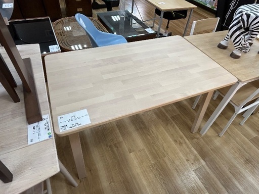【軽トラック90分無料貸し出し】IKEAのダイニングテーブル入荷しました！！
