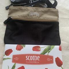 Champion、ショルダーバックの画像