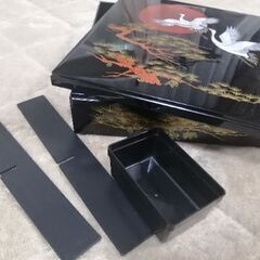 一段重箱(仕切り付き):鶴の画像