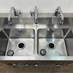 ステンレス　業務用　2層シンク流し台　蛇口付き　厨房　飲食店　W９００ｘD４５０ｘH８００ｍｍの画像