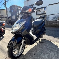 関東圏内配送あり！　整備済み！　自賠責付き！　カスタム車！　ヤマハ　se44jシグナスx 　スクーターの画像