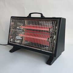 【理由有中古品】　電気ストーブ　マットブラック塗装　昭和レトロ