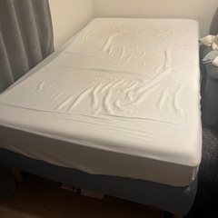 セミダブルベッド