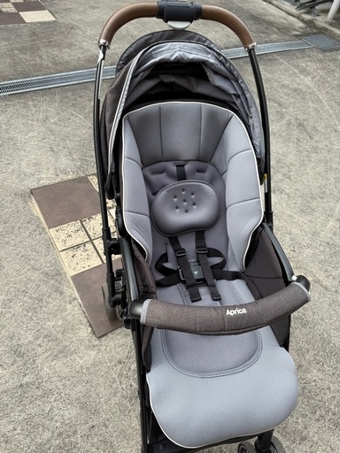 アップリカ Aprica ベビーカー A型ベビーカー ラクーナクッション
