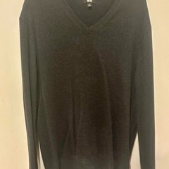 4枚セット ユニクロ UNIQLO スーピマコットン vネック セーター の画像