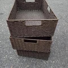 かご３つの画像
