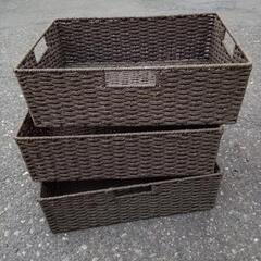 かご３つの画像