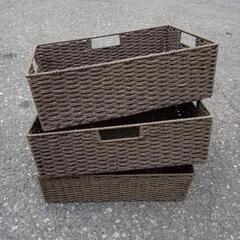 かご３つの画像