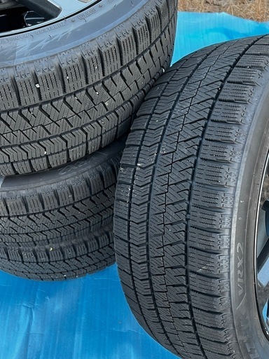 215/45/R17 スタッドレスタイヤセット