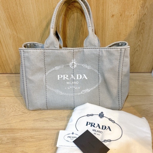 交渉中‼️PRADAカナパバッグ　Lサイズ