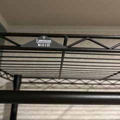 【美品】キャスター付きスチールシェルフの画像