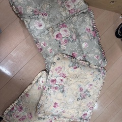 座布団4枚
