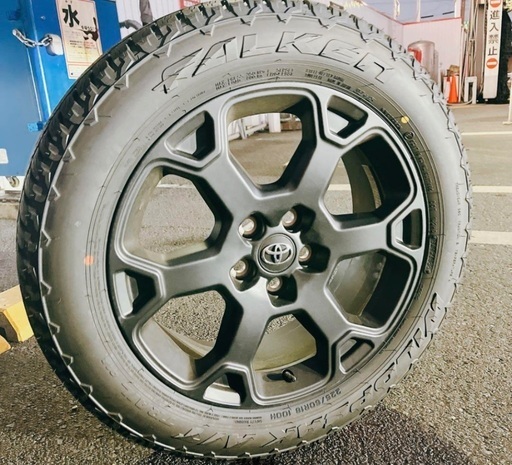 RAV4 オフロードパッケージ2 ホイール　ハリアー　タイヤ