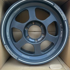 RAYS TE37XT 6H139.7 8J +20 17inch