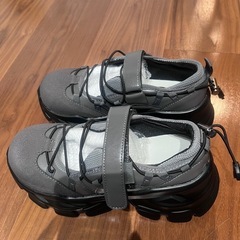 アクティブベロクロ厚底シューズの画像