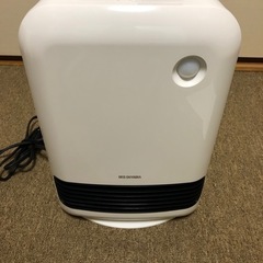 ⭐️値下げ⭐️　アイリスオーヤマ 大風量 セラミックファンヒーター