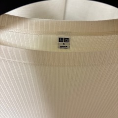 UNIQLOティシャツの画像