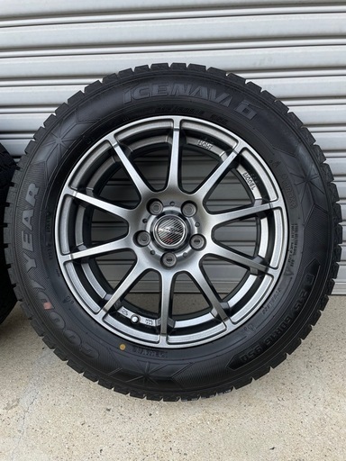 クラウン使用　215/60 R16 ホイール付スタッドレス4本セット