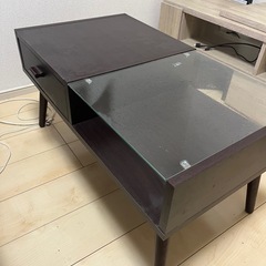 ガラス天板テーブル