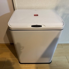 センサー自動開閉式　2分別　ダストボックス　50L