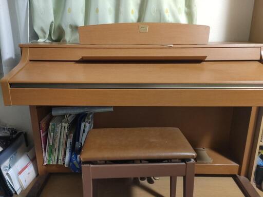 ヤマハ 電子ピアノ Clavinova　クラビノーバ　YAMAHA [CLP330C]