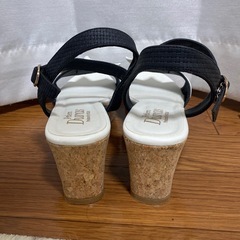 決まりました★美品♡　サンダルLL　貰ってください。の画像