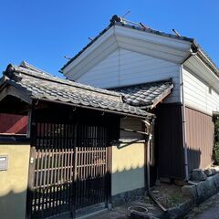 (商談中)【滋賀県長浜市鳥羽上町】人気間違いなし！！広大な敷地、駐車場6台分、蔵付き２階建て物件！古民家カフェ・民泊・ドッグランなどもできそうな古民家ファン待望の希少物件！！【早い物勝ち】 - 長浜市