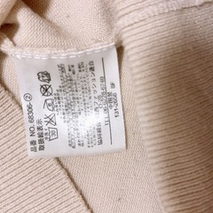 【取引中】
ビージュ付き薄手ニットの画像