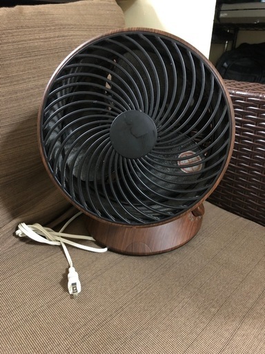 サーキュレーター　扇風機　卓上　木目調