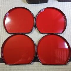 昭和レトロ/1950年代前半物】木製弁当箱 漆塗り弁当箱 仕切り付き お煮しめ入れ お節料理弁当箱 お重箱にも お節料理器 大きめ 4客セット 4個の画像