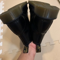 ドクターマーチンブーツレディースの画像