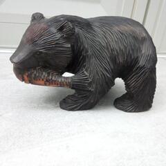 クマの置物　木製　熊