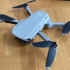 美品 DJIドローンMavic Mini　