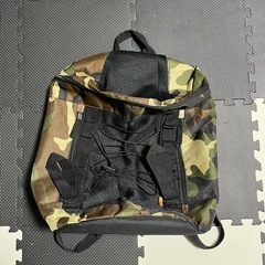 リュック　バックパック　迷彩