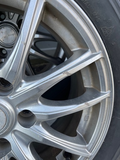 スタッドレスタイヤ　215/60r16　BS VRX