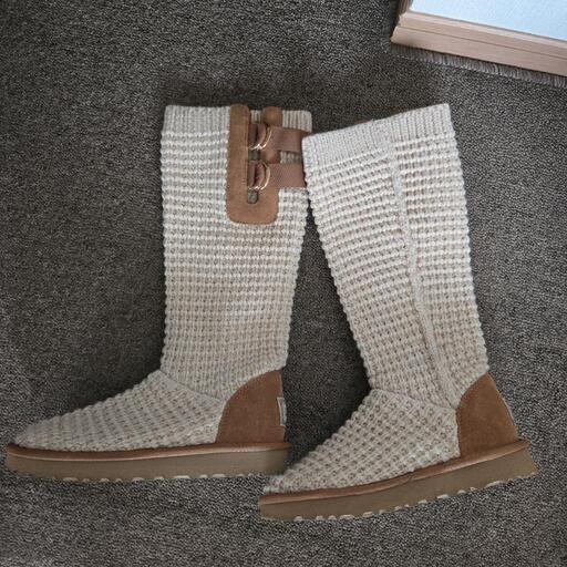 UGG　ニットロングブーツ