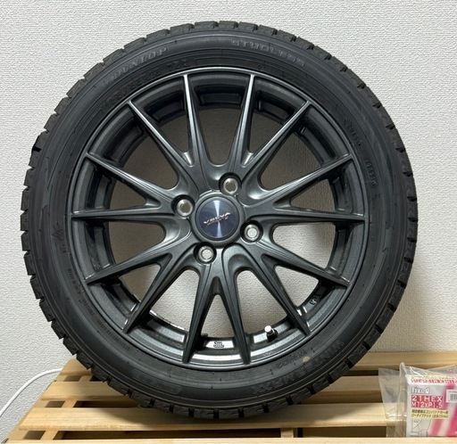 室内保管で使用回数２回！ほぼ新品アルミ付きスタッドレス 4本セット 165／55R15 75Q ダンロップ　　DUNLOP WINTERMAXX