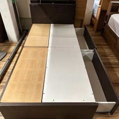 ニトリ　収納付きシングルベッド