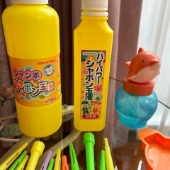 バブル液セット ハローキティ アナと雪の女王のデザイン　八景島の画像