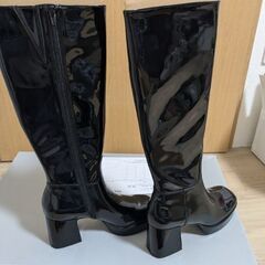 Charles & Keith プラットフォーム ロングブーツ （23cm &Black）◎新品試着一回のみの画像